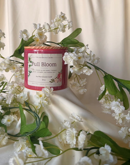 Full Bloom 10 oz Soy Candle – Peony Jasmine Vanilla (FREE)