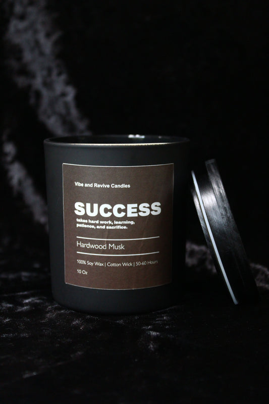 Hardwood Musk Soy Candle