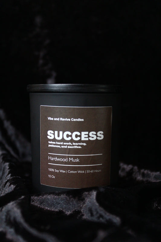 Hardwood Musk Soy Candle